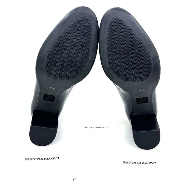 NIB Marc Joseph New York
Womens Midtown Patent Leather Pump Size: 7.5 - Picture 10 of 12